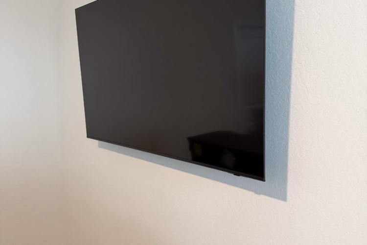 The Smart Way to Pick a TV Mount: Match Your Wall Type and Room Layout (San Antonio Guide)